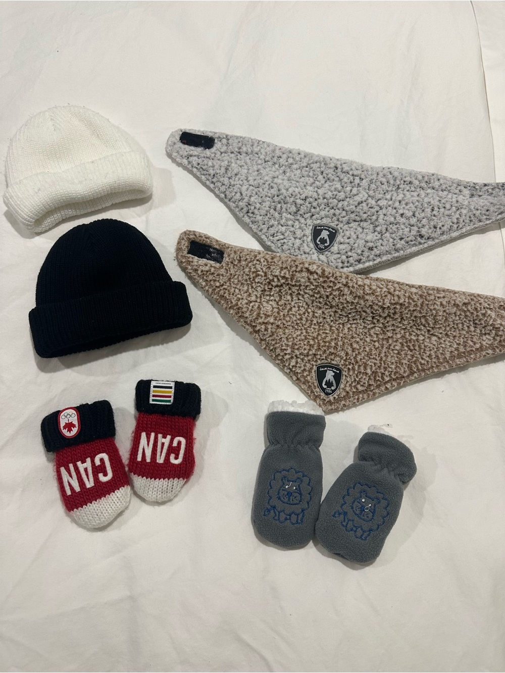 BABY WINTER BUNDLE x5 - Kids Cozy Sherpa Bandana Bib/ hats/mits 0-3years